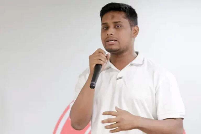 যে নৌকা ডুবে গেছে সে নৌকা আর ভাসবে না: হাসনাত আব্দুল্লাহ