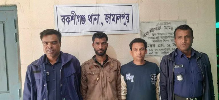 বকশীগঞ্জে অপারেশন ডেভিল হান্টের অভিযানে আওয়ামী ২ নেতা গ্রেফতার।