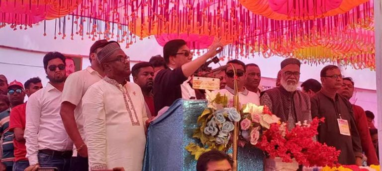 বকশীগঞ্জের মাটিতে আওয়ামী লীগের কোন ষড়যন্ত্র প্রশ্রয় দেওয়া হবে না হুশিয়ারি প্রদানে” এম রশিদুজ্জামান মিল্লাত।