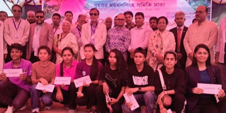 ফুটবল চ্যাম্পিয়নশিপ বিজয়ী নারী ফুটবলারদের সংবর্ধনা