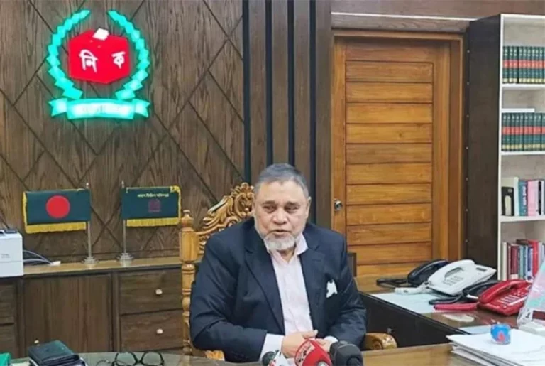 ডিসেম্বরে জাতীয় নির্বাচনের টাইমলাইন অতিক্রম করতে চায় না ইসি