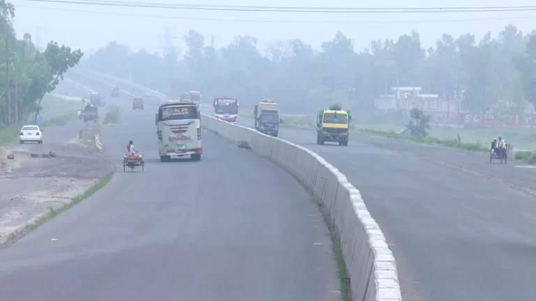 ঈদের আগেই সিরাজগঞ্জ মহাসড়ক খুলে দেওয়ায় এবার উত্তরের ঈদযাত্রা হবে স্বস্তির