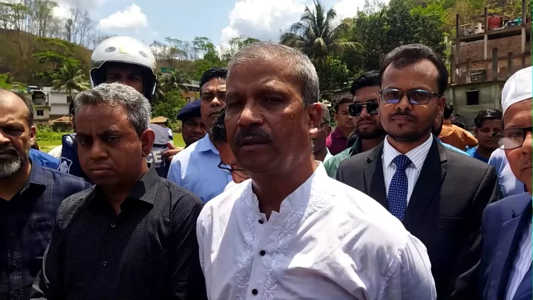 বিচারক সংকট ও লজিস্টিক সমস্যার সমাধান করা হবে : আইন উপদেষ্টা
