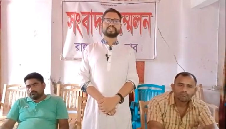 অন্যায়ের প্রতিবাদ করায় কুচক্রী মহলের অপপ্রচারের বিরুদ্ধে যুবদল নেতার সংবাদ সম্মেলন