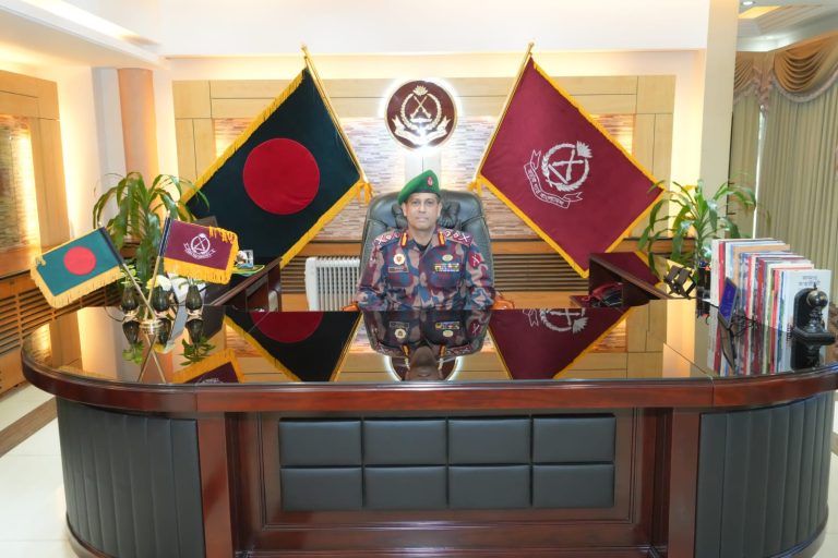 বেসামরিক প্রশাসনকে বিশ্বস্ততার সাথে সহায়তা করছে বিজিবি : মহাপরিচালক