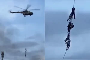 হেলিকপ্টারের দড়িতে ঝুলে প্রাণে বাঁচলেন নেপালের মন্ত্রীরা (ভিডিও)