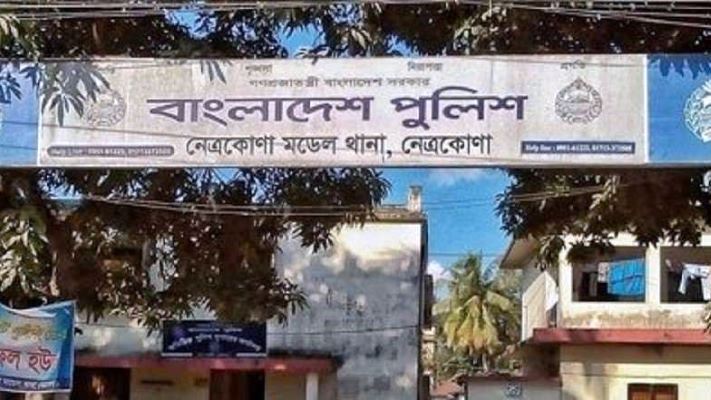 সিএনজি থেকে নামিয়ে দুই যুবককে বেধড়ক মারধর, থানায় অভিযোগ