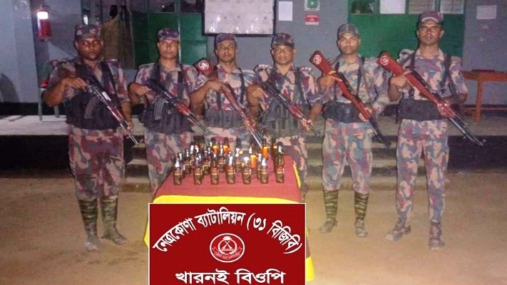 কলমাকান্দার সীমান্ত এলাকা থেকে মালিকবিহীন বিদেশী মদ জব্দ