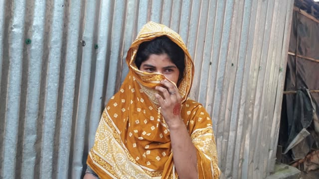 গাইবান্ধায় পরকীয়া প্রেমিকের দোকানে তালা প্রবাসীর স্ত্রী’র”প্রেমিক তুহিন লাপাত্তা!