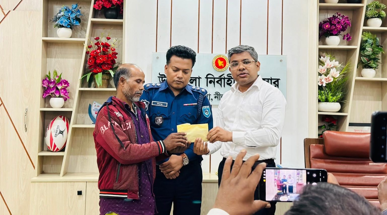 ডিমলায় শিক্ষার্থী হামলার ঘটনায় দু’টি দাবির তাৎক্ষণিক বাস্তবায়ন