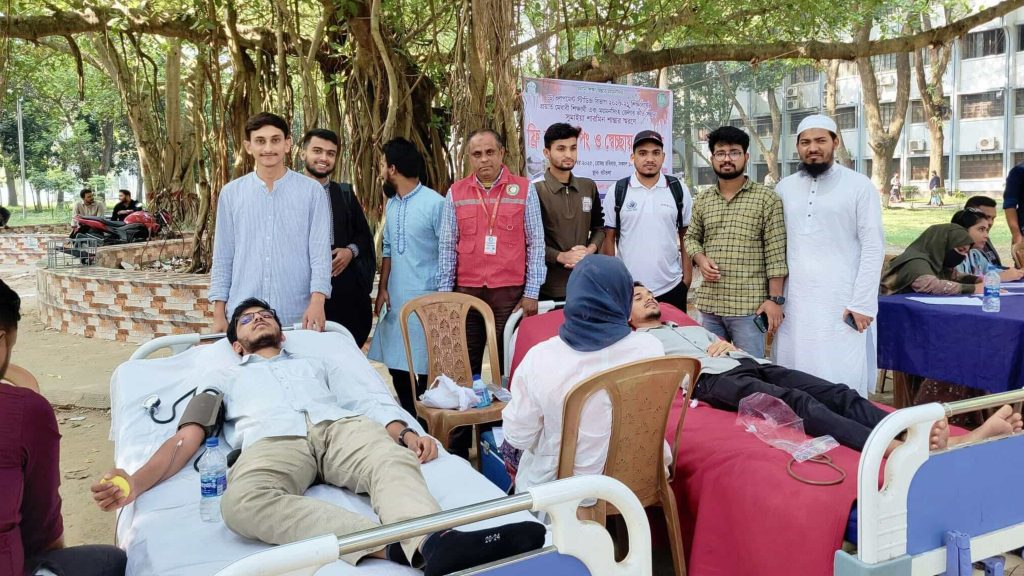 প্রয়াত শিক্ষার্থী শান্তার স্মরণে ইবিতে স্বেচ্ছায় রক্তদান কর্মসূচি