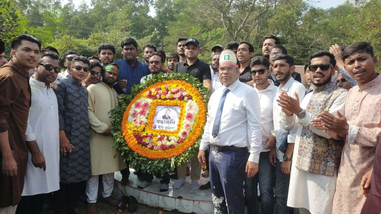 ইবির ৪৬তম প্রতিষ্ঠাবার্ষিকীতে ছাত্রদলের শ্রদ্ধাঞ্জলি ও সাংস্কৃতিক অনুষ্ঠান