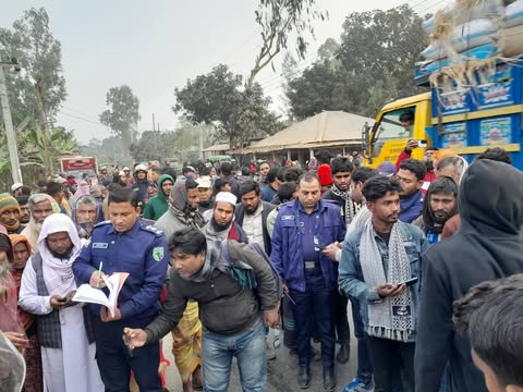 গাইবান্ধায় সড়ক দুর্ঘটনায় মোটরসাইকেল আরোহী অন্তঃসত্ত্বা নারী নিহত