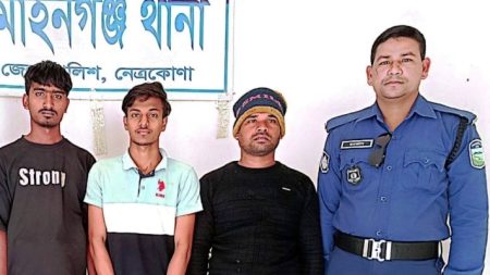 মোহনগঞ্জে ৩ মাটি খেকোদের জেল, জব্দ হলো ভ্যাকু