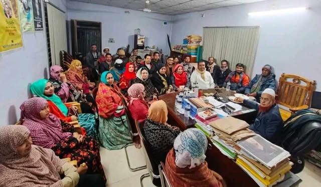 আলহাজ্ব হাতেম খানের নেতৃত্বে ভালুকায় ধানের শীষের পক্ষে মতবিনিময় সভা অনুষ্ঠিত