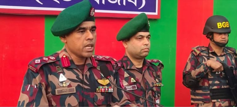 পাঁচবিবিতে আসন্ন ত্রয়োদশ জাতীয় সংসদ নির্বাচনকে সামনে রেখে বর্ডার গার্ড বাংলাদেশ (বিজিবি) টহল জোরদার