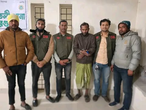 বরগুনায় ডিবির অভিযানে ৫০ পিস ইয়াবাসহ ১ জন গ্রেপ্তার।