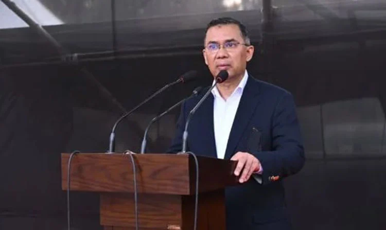 মায়ের জানাজায় অংশ নেওয়া দেশবাসীর প্রতি তারেক রহমানের কৃতজ্ঞতা