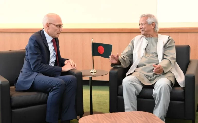 নির্বাচনে ভুয়া তথ্য মোকাবিলায় জাতিসংঘের সহায়তা চাইলেন প্রধান উপদেষ্টা