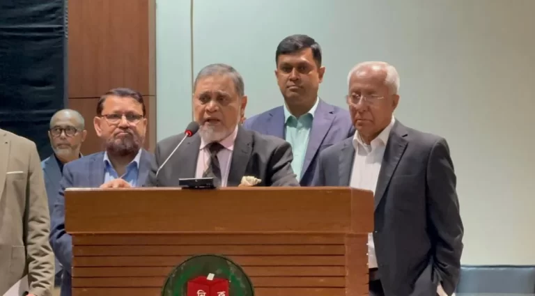পোস্টাল ভোট সফল করতে পারলে বাংলাদেশের নাম ওয়ার্ল্ড হিস্ট্রিতে থাকবে : সিইসি
