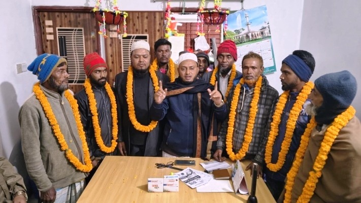 দল ছাড়লেন সভাপতি-সম্পাদক: মোহনগঞ্জে কৃষকদলে বড় ধাক্কা