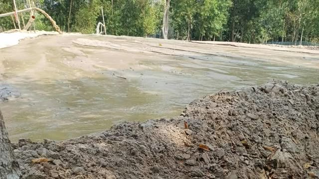 অভিযানের পর ও কমলগঞ্জে অবৈধভাবে বালু উত্তোলনে মরিয়া