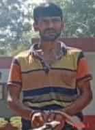 পাঁচবিবি সীমান্তে ৫টি স্বর্নের বার সহ পাচারকারী আটক