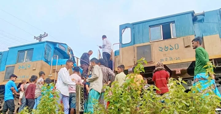 উপবন এক্সপ্রেস ট্রেনের ইঞ্জিনে বিকল, তিন ঘণ্টা বন্ধ থাকার পর সিলেটের সঙ্গে রেল যোগাযোগ স্বাভাবিক