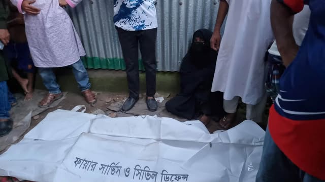 অবৈধ ট্রাক্টরের পিষ্ট হয়ে ৮ বছরের আলিফার ঘটনা স্থলেই মৃত্যু, আহত ৪ জন