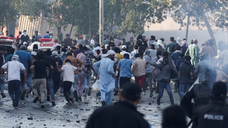 খামেনি হত্যার প্রতিবাদ করতে গিয়ে পাকিস্তান ও ইরাকে নিহত ২২