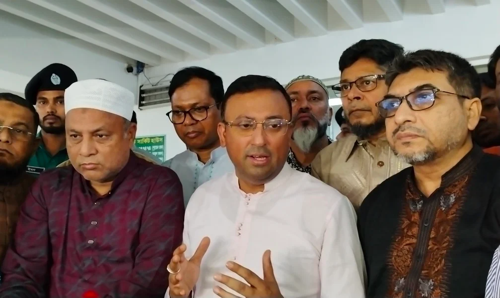 ভারতের সঙ্গে টেকসই সম্পর্ক উন্নয়নের চেষ্টা করছি: হুমায়ুন কবির