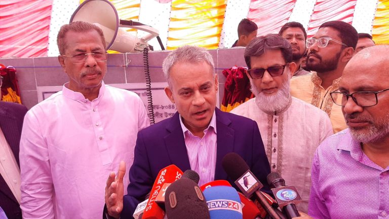 কোথাও যানজট নেই, এবারের ঈদযাত্রা হবে স্বস্তির: সড়ক পরিবহন মন্ত্রী