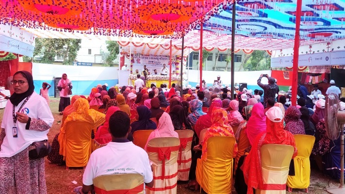 বর্ণাঢ্য আয়োজনে ইসলামপুরে জেন্ডার ও জলবায়ু পরিবর্তন মেলা সম্পন্ন