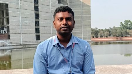 ফুডকোর্ট নিয়ন্ত্রণে নিতে সাংবাদিক সংগঠনে প্রভাব বিস্তারের অভিযোগ স্বঘোষিত ছাত্রদল নেতার বিরুদ্ধে