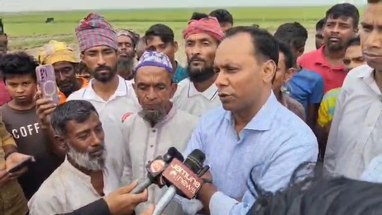 কলমাকান্দায় প্লাবিত হাওর পরিদর্শনে ডেপুটি স্পিকার, পাউবোর জরুরি হস্তক্ষেপ কামনা