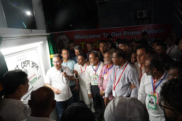 বগুড়া প্রেসক্লাব ভবন ও মসজিদের পুনর্নির্মাণ কাজ উদ্বোধন করলেন প্রধানমন্ত্রী