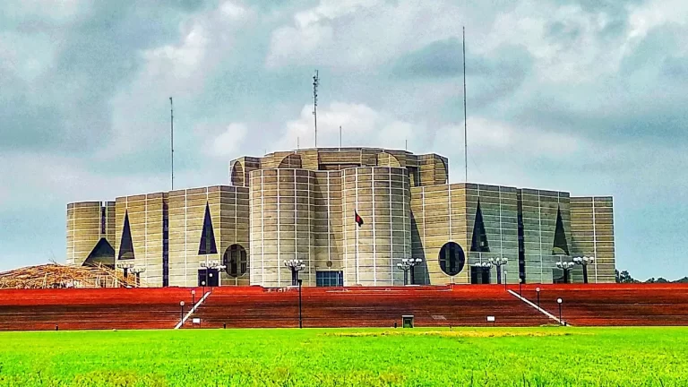 সংসদের কেনাকাটায় ‘হরিলুট’ তদন্তে কমিটি, বিল পরিশোধ স্থগিত