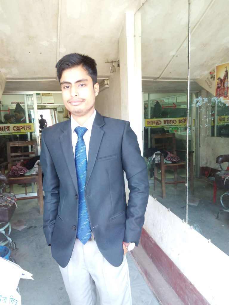 অভাবের বেড়াজলে টিউশন নির্ভর শিক্ষকতা