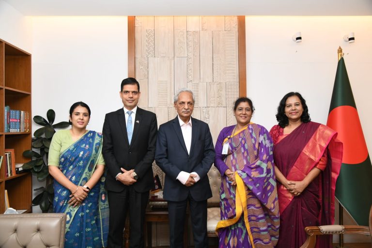 সংস্কৃতি মন্ত্রীর সাথে নেপালের রাষ্ট্রদূতের সৌজন্য সাক্ষাৎ