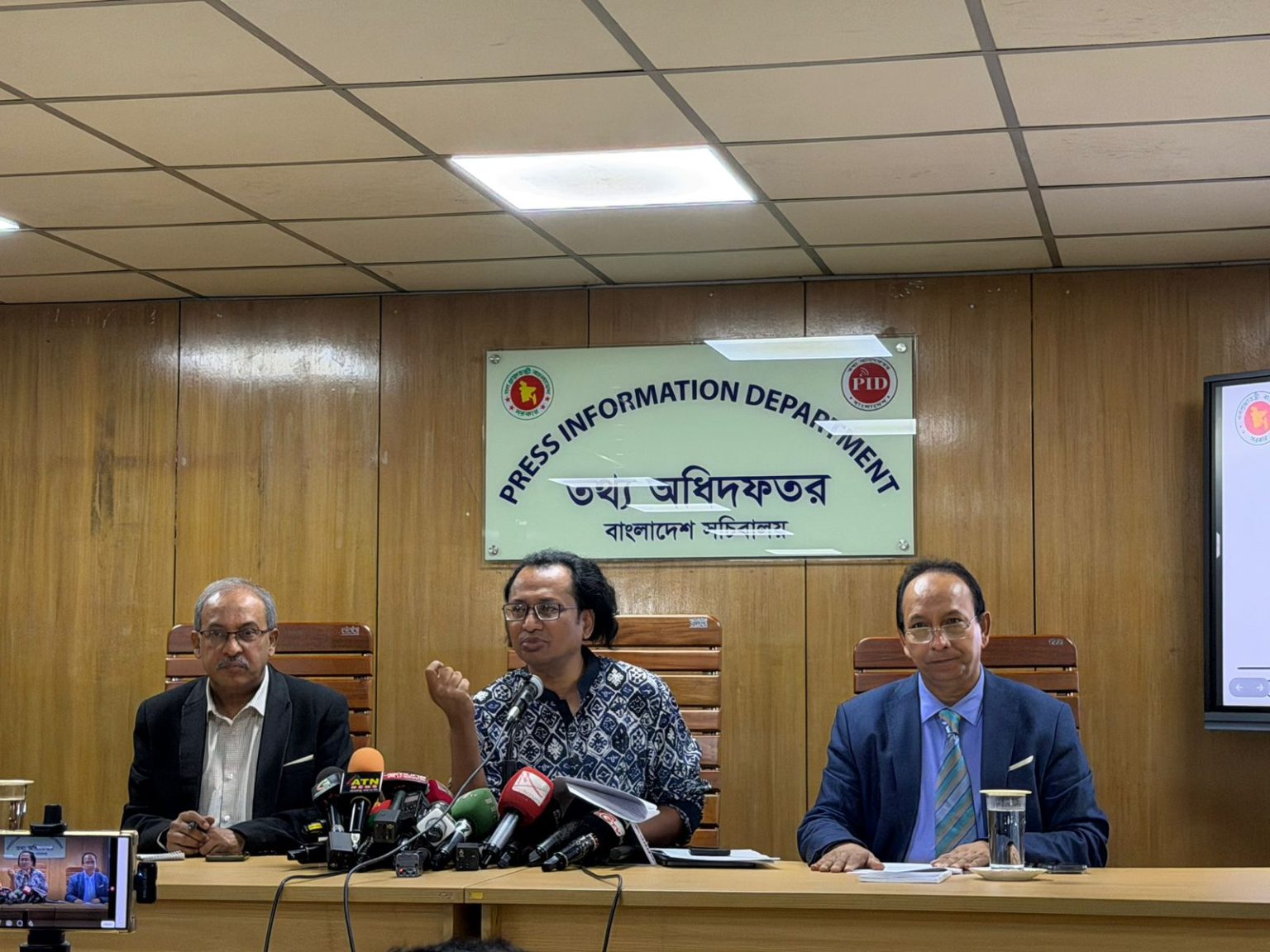 বছরের শেষ দিকে স্থানীয় সরকার নির্বাচন শুরু হবে: তথ্য ও সম্প্রচার উপদেষ্টা