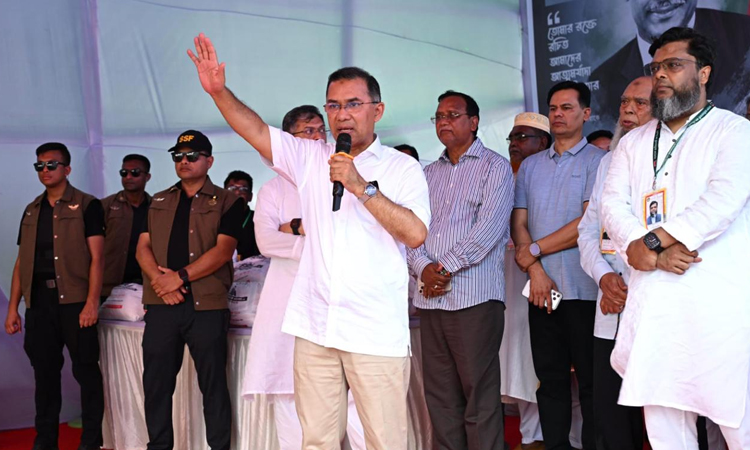 ময়লা-আবর্জনা অপসারণে নগরবাসীকে সচেতন হওয়ার আহ্বান প্রধানমন্ত্রীর