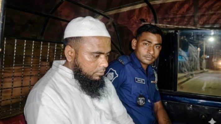 বিদেশে চাকরির প্রলোভন দেখিয়ে প্রতারণা, পুলিশের অভিযানে মূলহোতা গ্রেপ্তার
