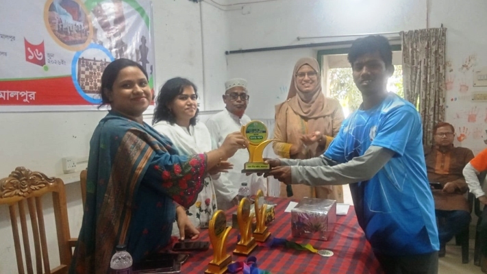 যুব ও ক্রীড়া মন্ত্রণালয়ের উদ্যোগে জামালপুরে দাবা প্রতিযোগিতা সম্পন্ন