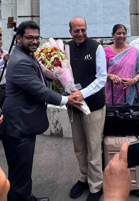 বেনাপোল সীমান্ত দিয়ে বাংলাদেশে প্রবেশ করলেন ভারতীয় হাই কমিশনার-দীনেশ ত্রিবেদী
