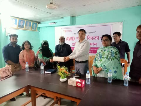 কালকিনিতে ব্র্যাক মাইক্রোফাইন্যান্সের উদ্যোগে পাইপ বিতরণ ও কৃষক প্রশিক্ষণ অনুষ্ঠিত