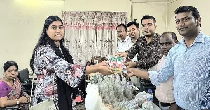 কমলগঞ্জে হীড বাংলাদেশের উদ্যোগে মেধাবী শিক্ষার্থীদের সংবর্ধনা ও এককালীন উপবৃত্তি প্রদান