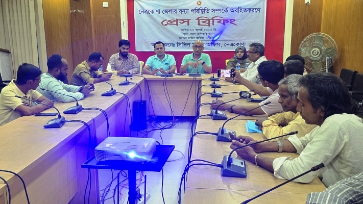 বন্যার স্বাস্থ্যঝুঁকি এড়াতে নেত্রকোনায় স্বাস্থ্য বিভাগের প্রস্তুতি