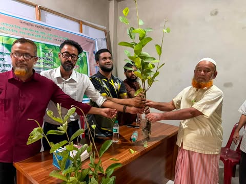 নাগরপুরের মামুদনগর ইউনিয়নে যুব বিভাগের বৃক্ষরোপণ ও চারা বিতরণ অনুষ্ঠিত