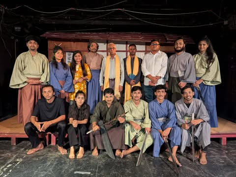 শিক্ষার গুরুত্ব নিয়ে ৪র্থ আন্তর্জাতিক নাট্যাউৎসবে মঞ্চস্থ হলো নাটক ‘একশ বস্তা চাল’