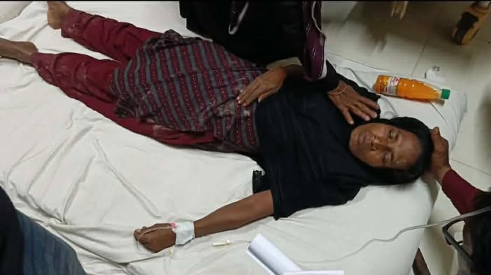 মনুমুখ ইউনিয়নের সাধু হাটি গ্রামে জমি সংক্রান্ত বিরোধের জেরে পিটিয়ে আহত ৫